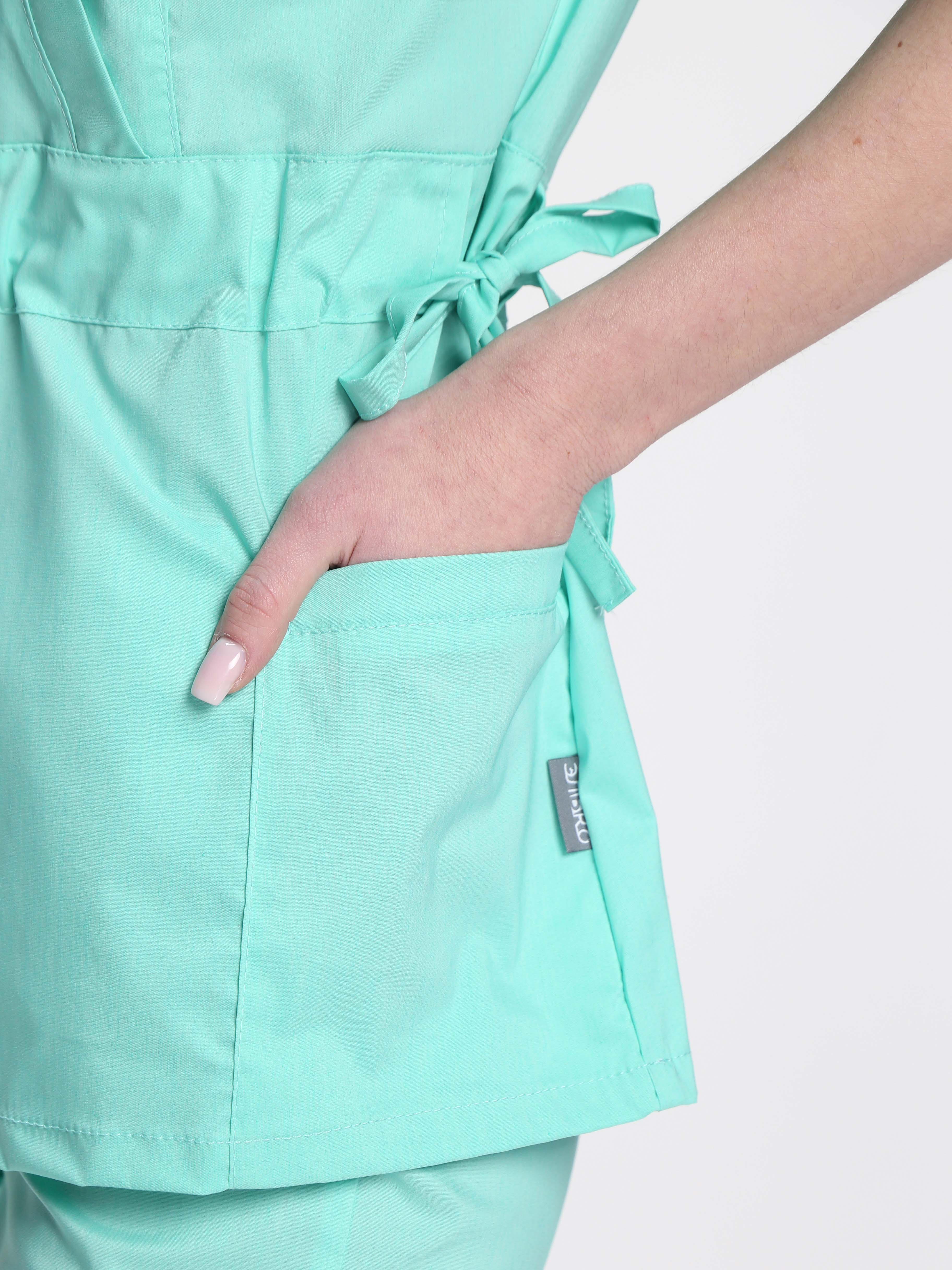 Костюм женский хирургический MedLine (тк.Стрейч,120), мятный