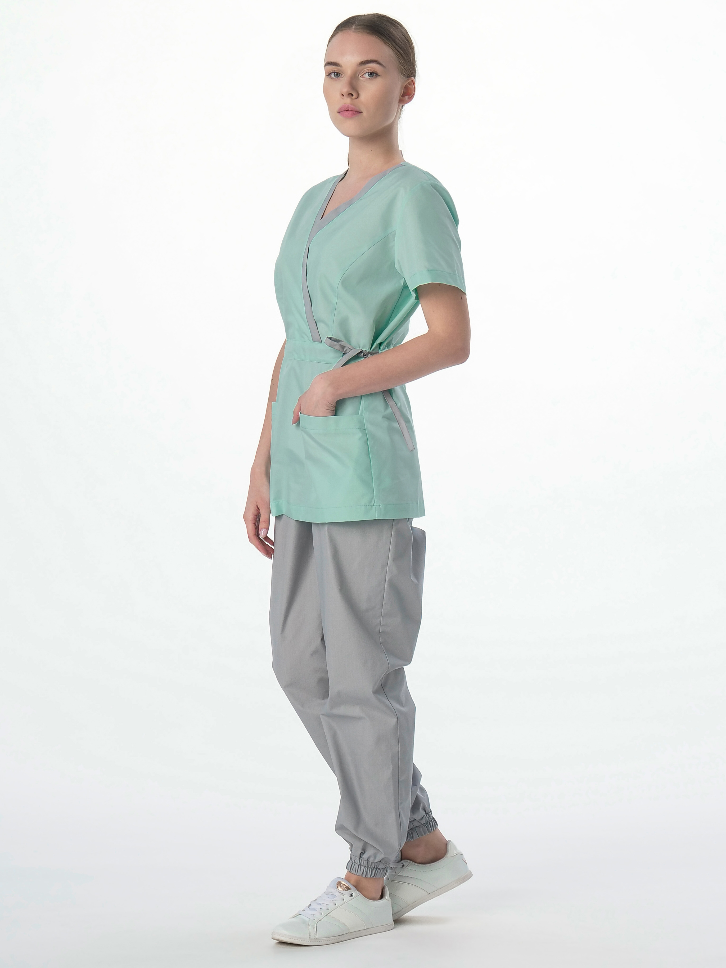 Костюм женский MedLine Арина (тк.Смесовая,120), серый/мятный